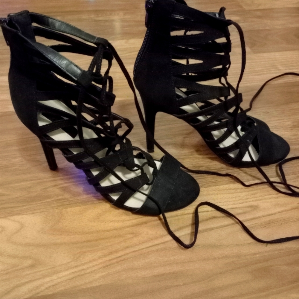 Women's black lace up high heel